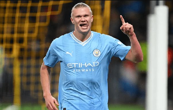 Cầu thủ ghi nhiều hat-trick nhất lịch sử bóng đá chuẩn